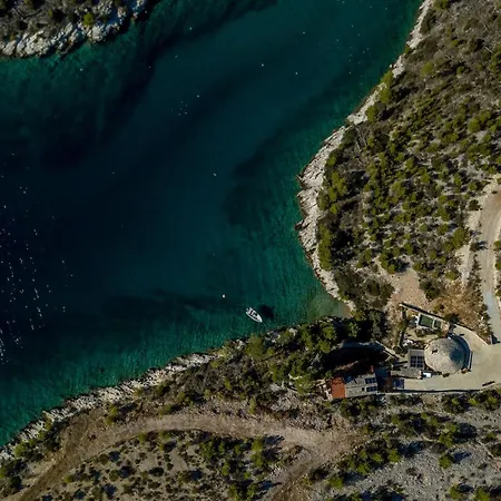 Сasa de vacaciones The Old Captain's House Milna (Brac)