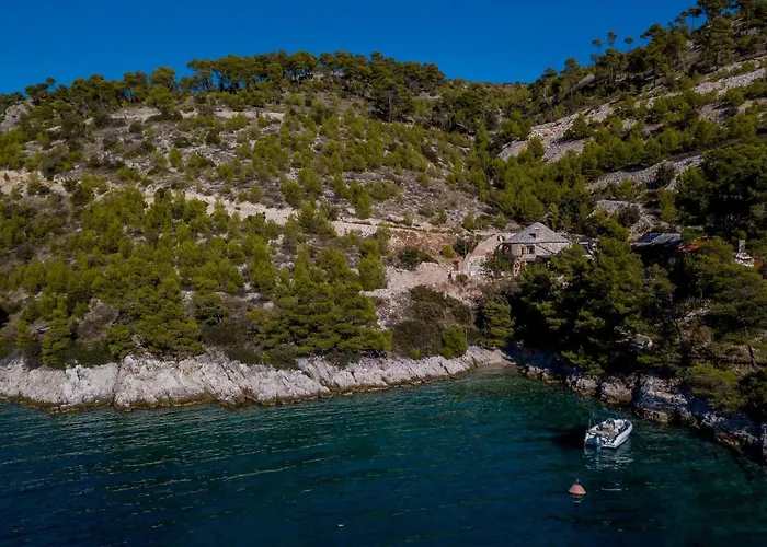 The Old Captain's House Tatil Evi Milna (Brac)