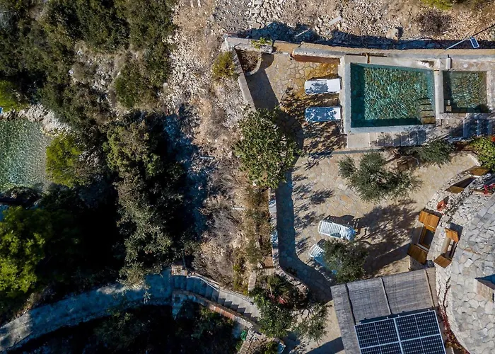 The Old Captain's House Tatil Evi